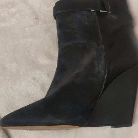 Isabel Marant Suede with Leather Trim Wedg… - Picture 6 of 8